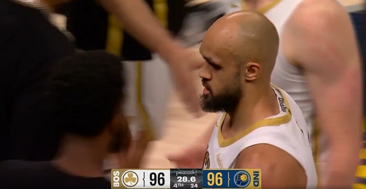 乐鱼官方APP-刺激了！怀特突破上篮绿军扳平比分 比赛还剩28秒